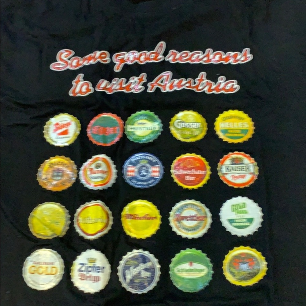 Men’s Austrian beer caps vintage graphic tee, medium.